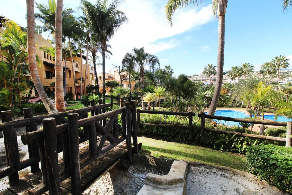 b9496e1b-748a-47a6-b1f9-420ad55a3555