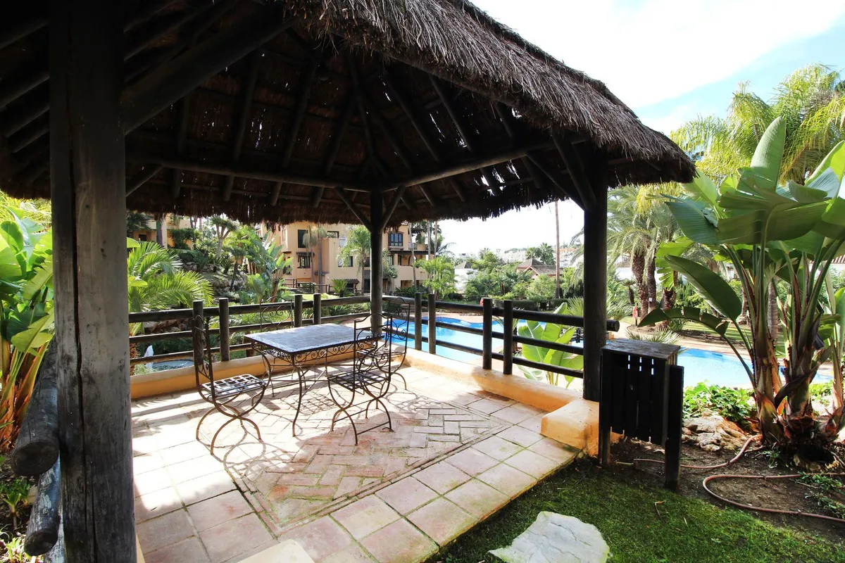 d09d7402-a381-4f64-9c3c-c25df1c4e646