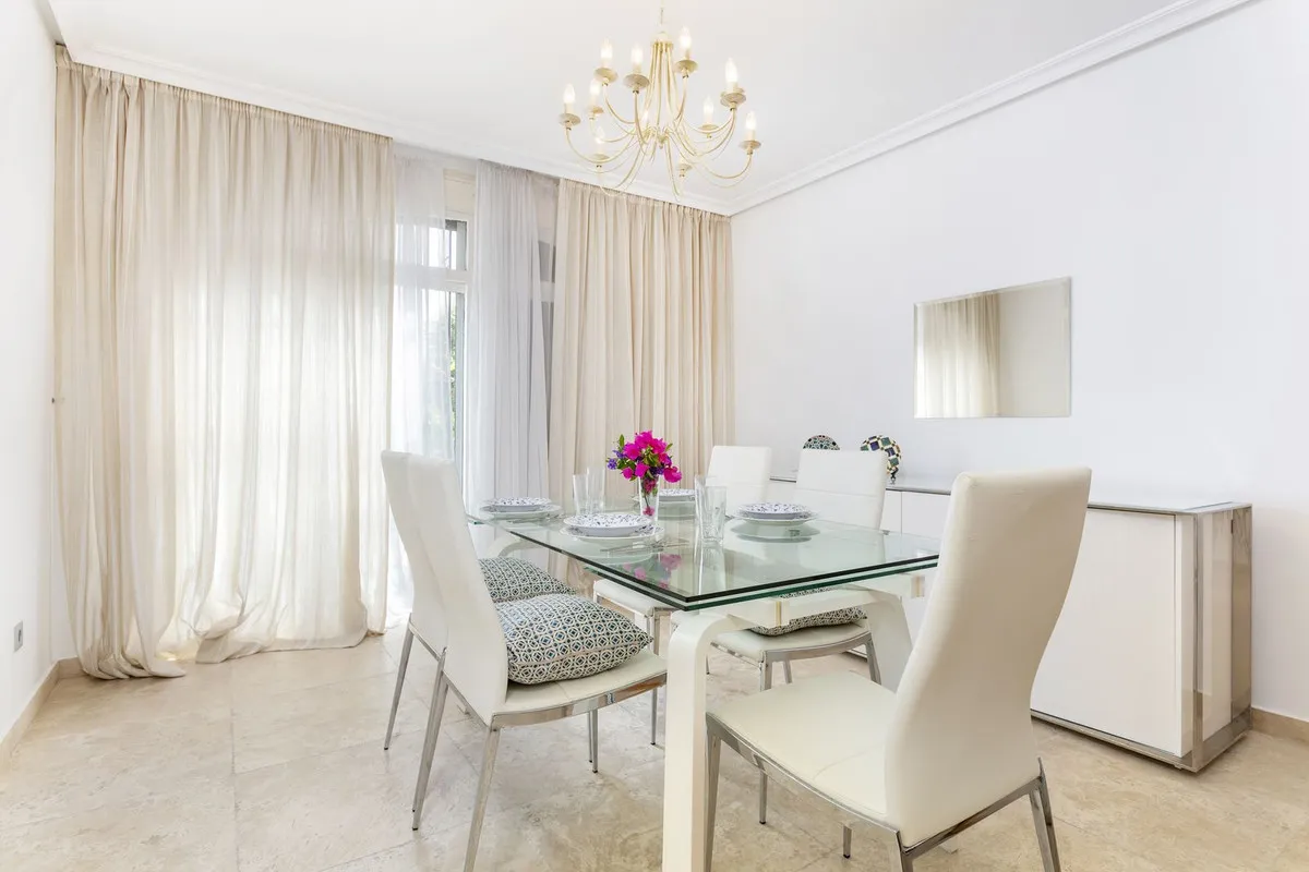 8b41a6c6-8d0e-4e7e-8622-adb79d4a8892