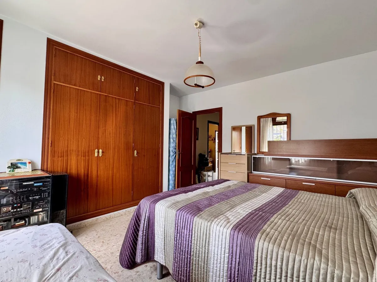 030dba66-10af-48bb-8156-a5a0defd7faf