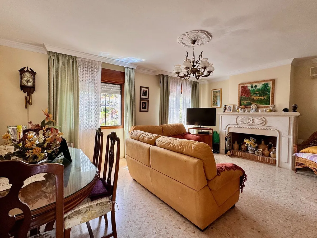 7fcf1efb-c6c8-4d93-bc74-e6d75f7c7dbb