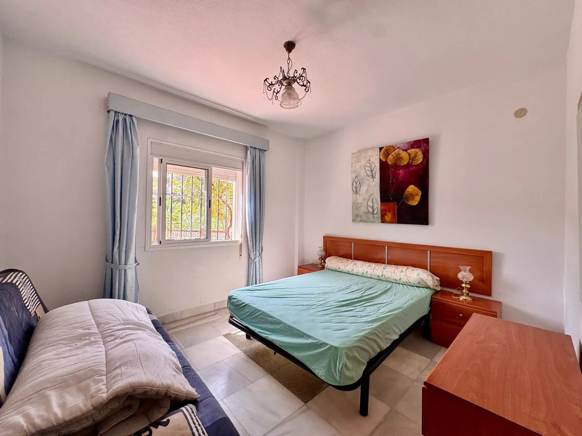 a3e7d048-0535-40a5-aee5-3b388b97daed