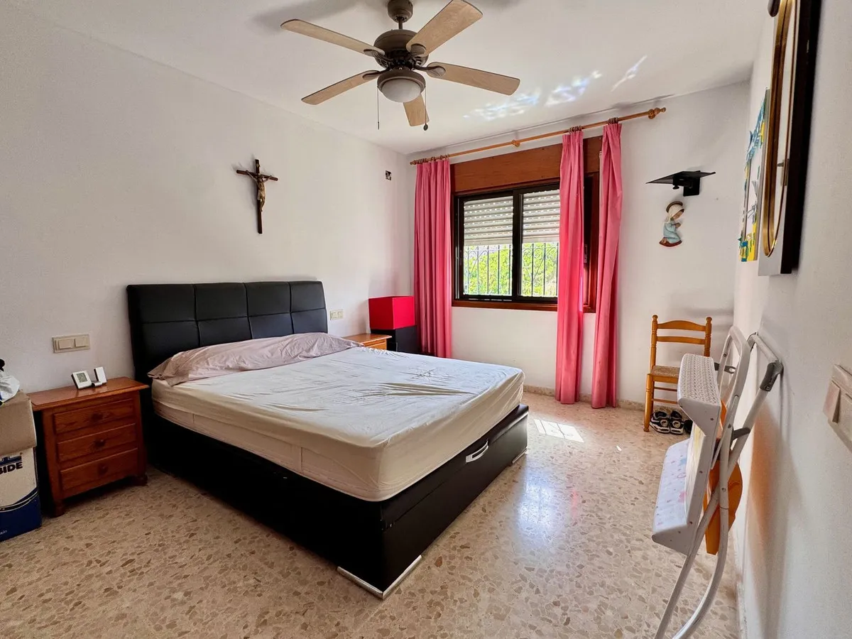 ee9faacc-2e9c-48e8-970f-08115dfa5ac5