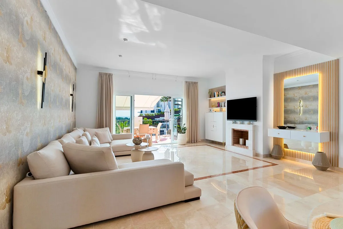 5b13e4da-b6a8-46f2-867c-cce69645f3ab