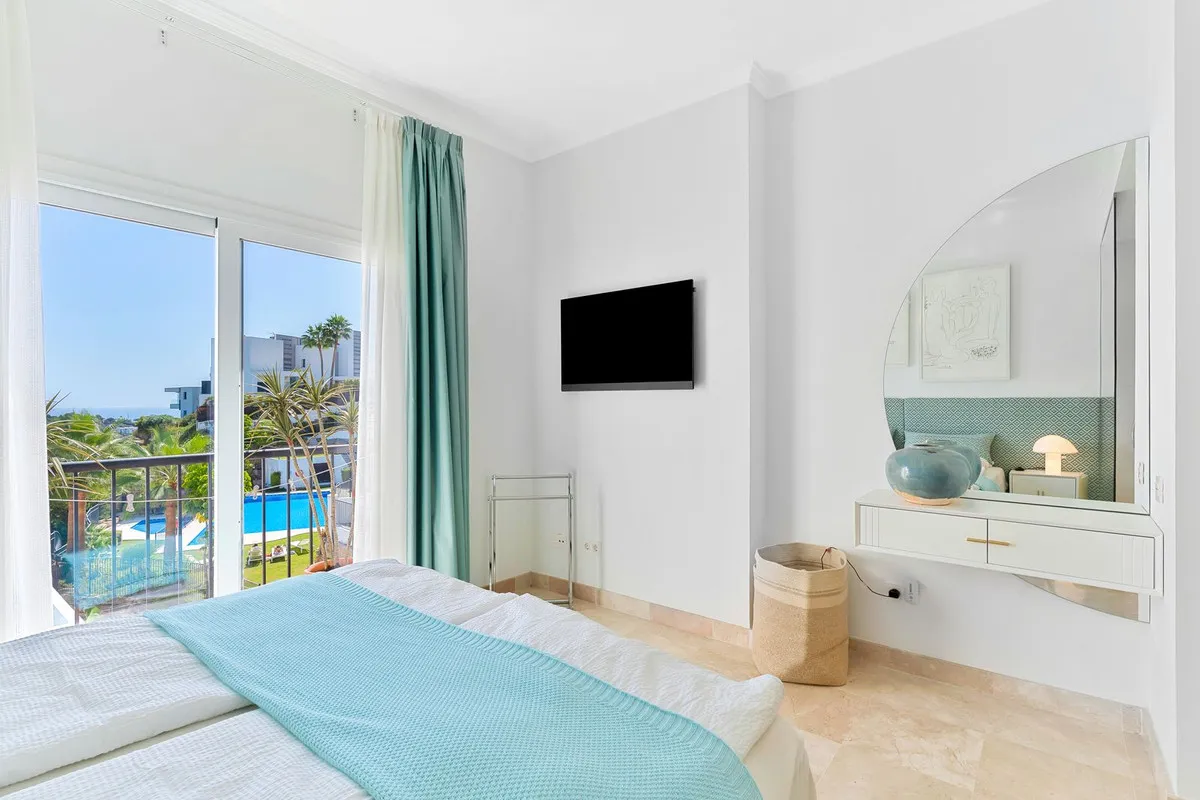 a3da75af-a2f6-41f6-806d-faa008a7053f