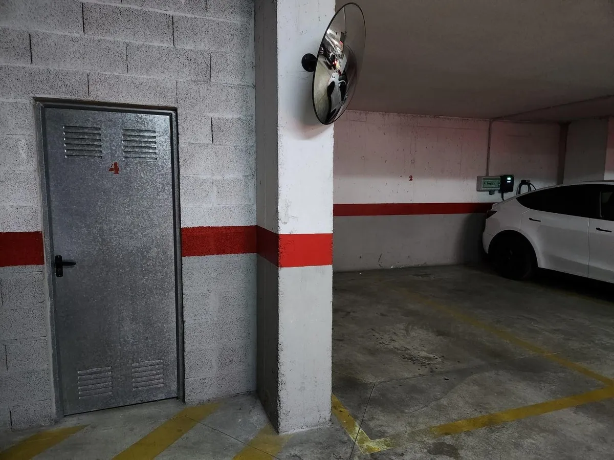 ff6ba92e-a133-457a-b6a1-93b282e3bb29