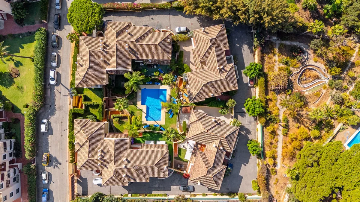 1ec6c5d2-71f0-4011-8eec-cda78bb68a3f