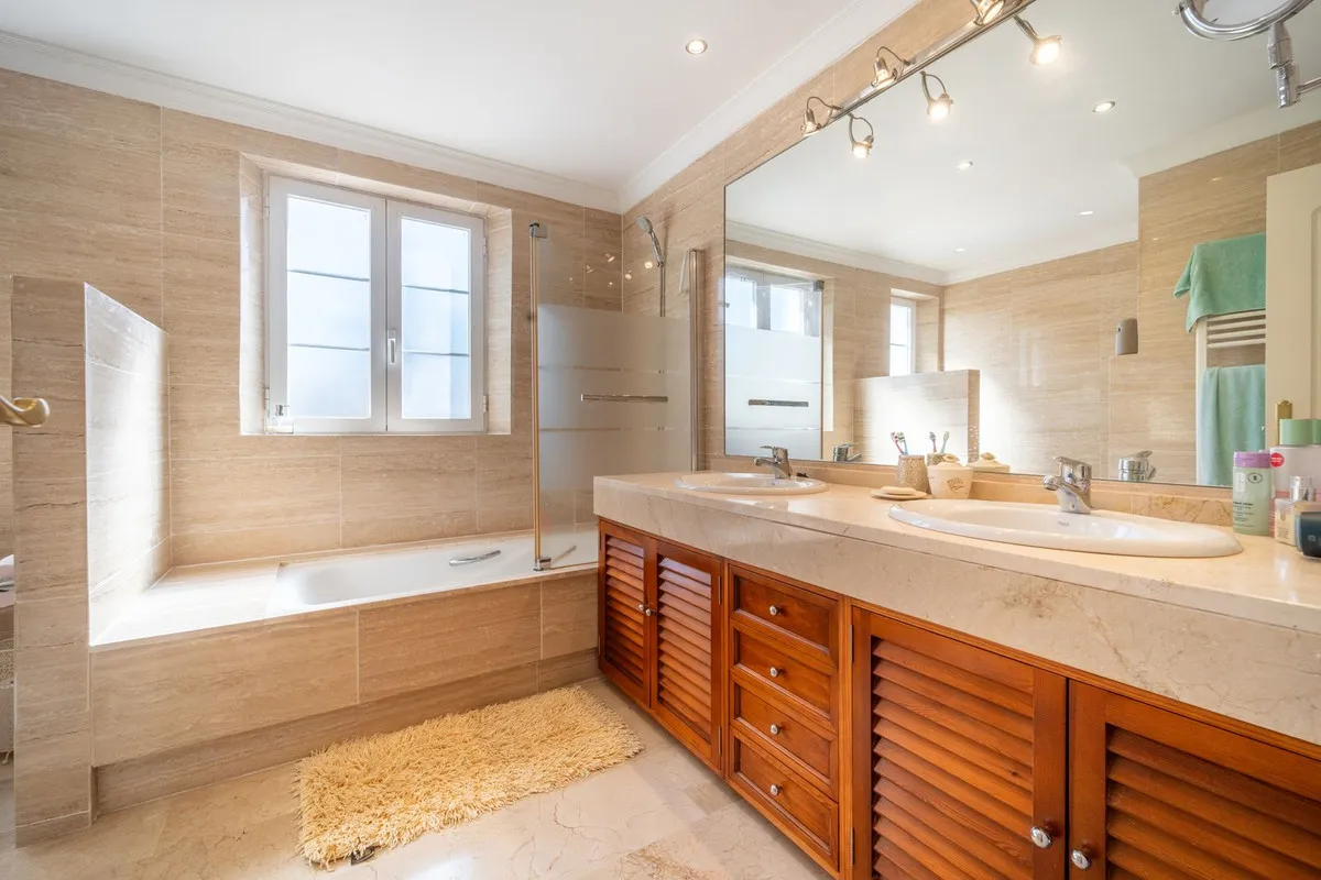 5bd25aab-0715-46ff-8cd8-1293001b953f