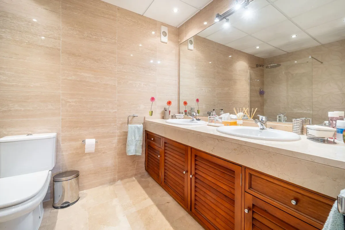 953f3878-6344-4cba-95b0-520edf8d74d2