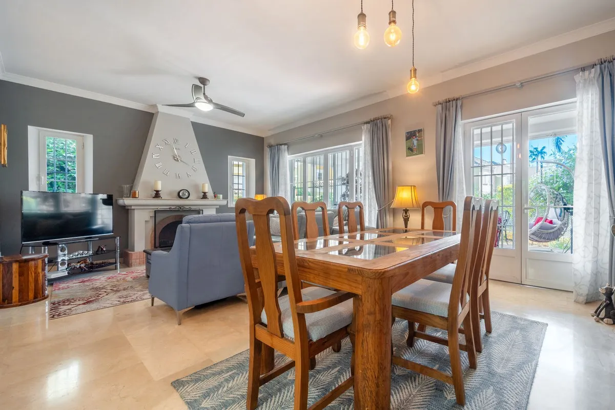 9bd2369e-6834-431e-8811-7e0230b710ac