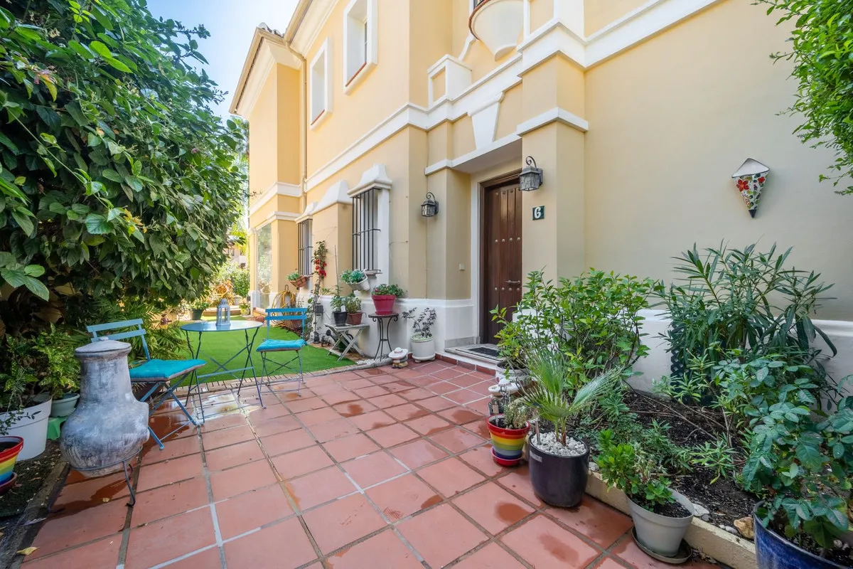 f16235d6-543b-486e-88a3-af7488cae8ff