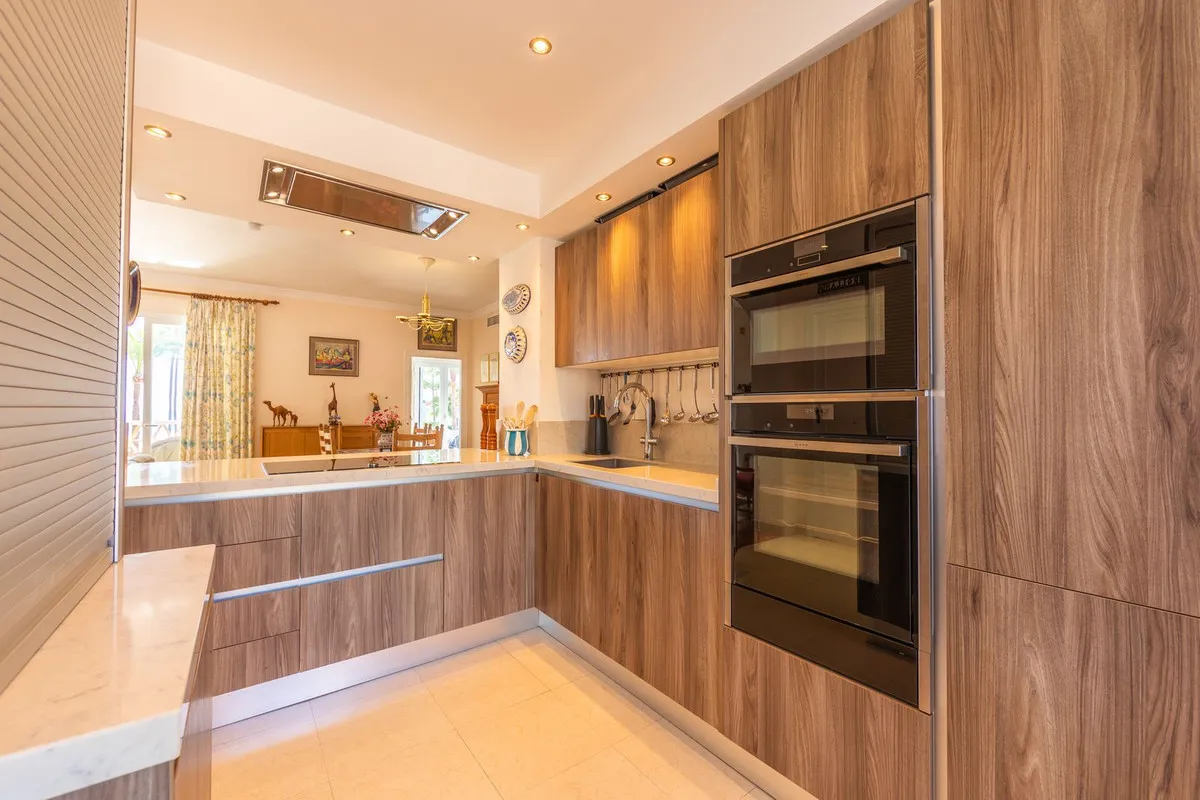 0cb2fcbf-acf8-4f99-b5aa-783f555c8c8e