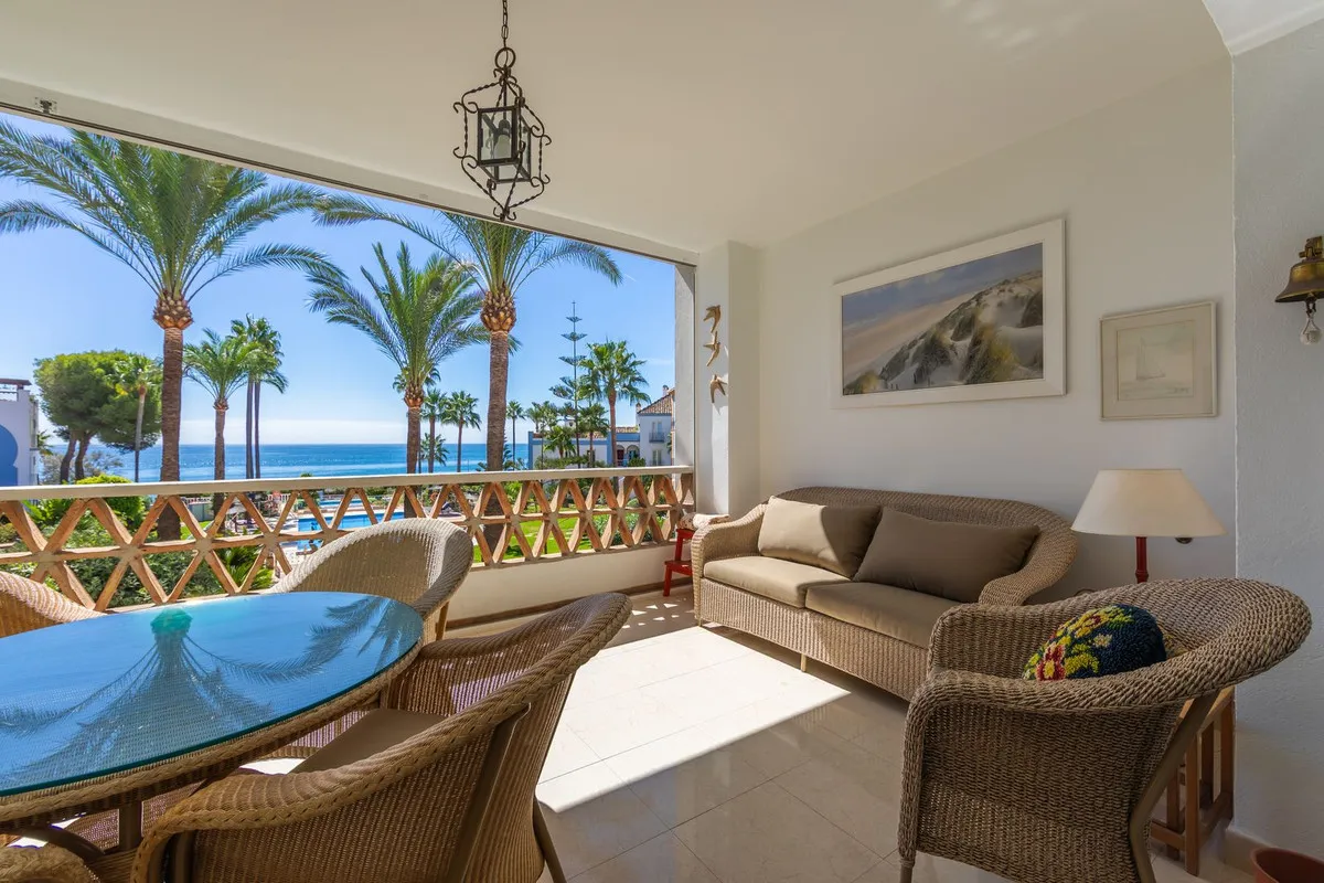 3da7fce4-d647-4055-8b79-fe02d5d86cb2