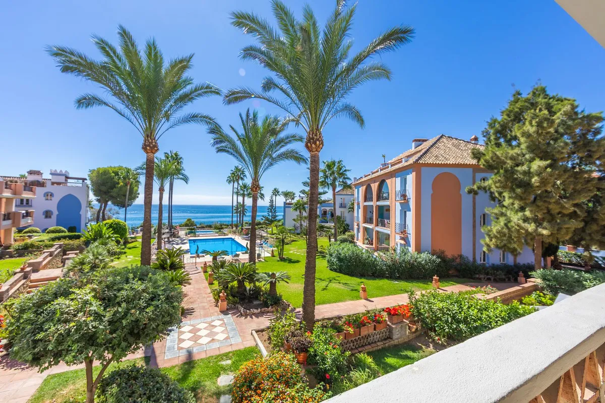 43d9fa11-e1f1-47ef-a2fe-67d20c2d9885