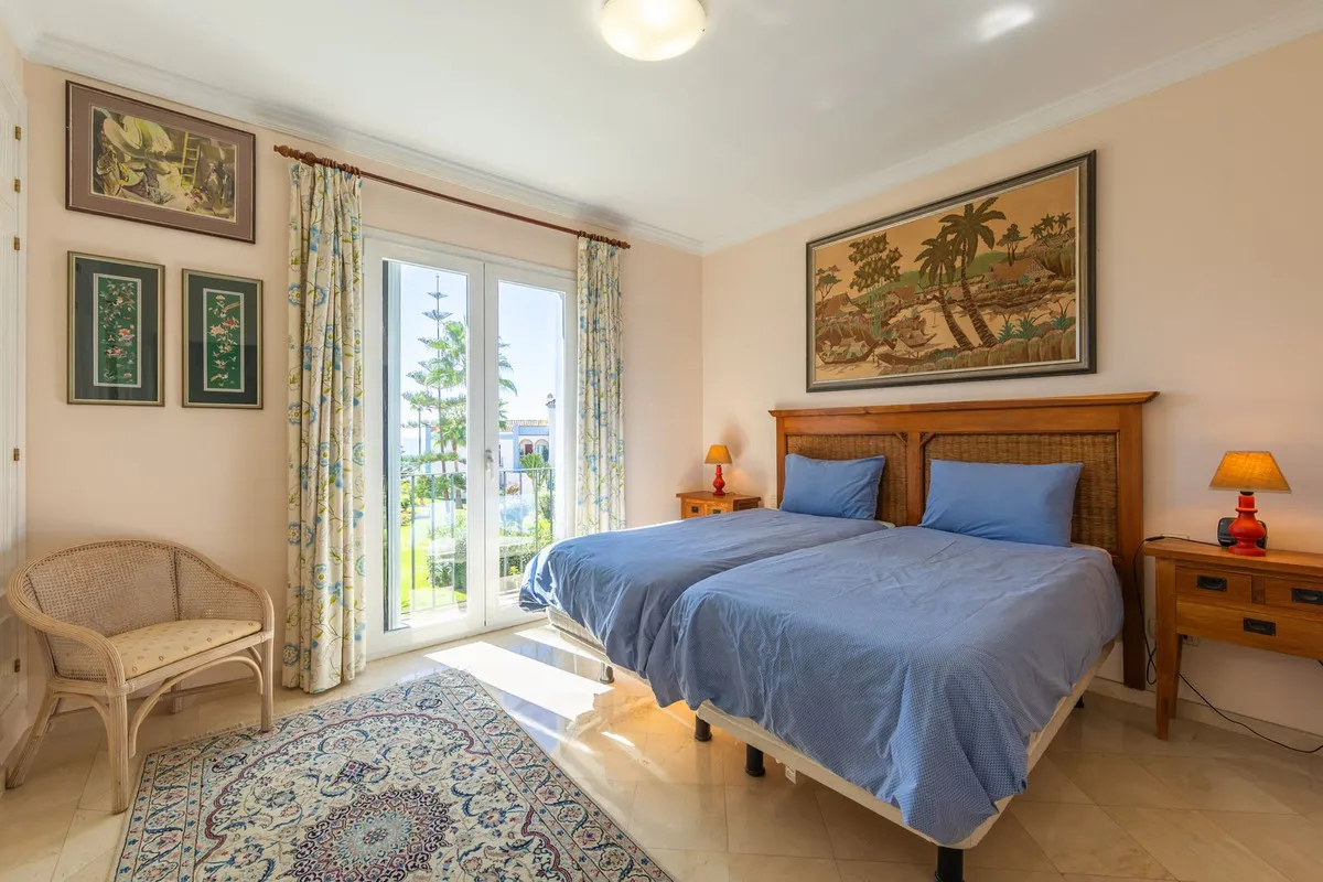 595f3949-f5de-40de-b88a-c83f10417b76