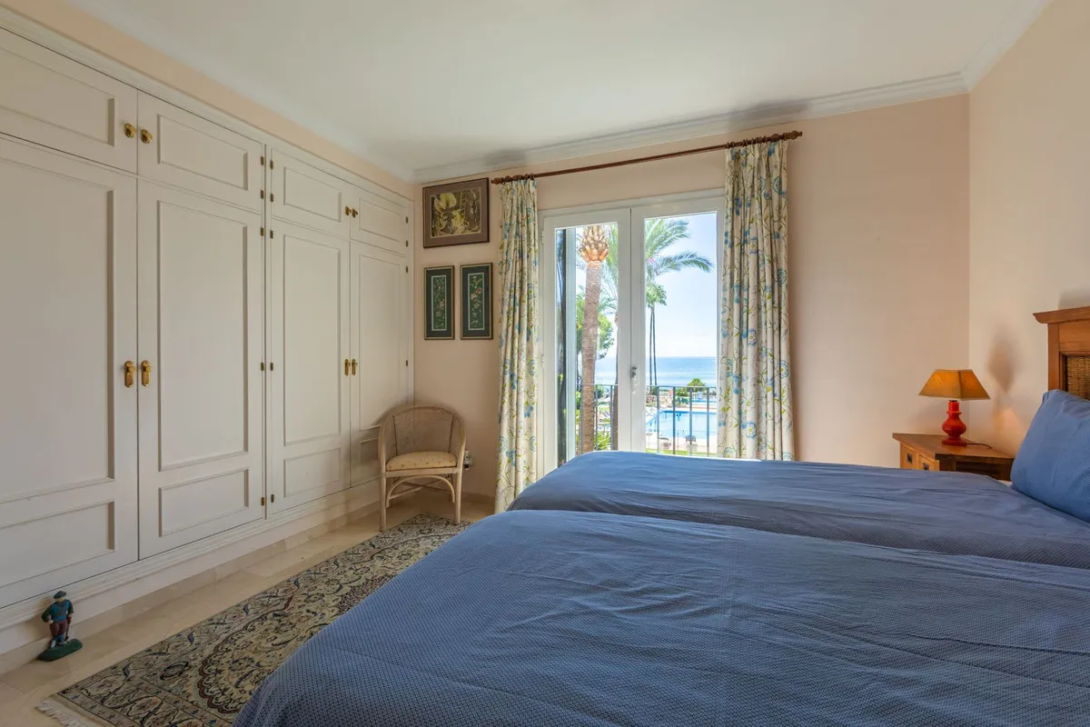 9bb9fdf7-cd61-48ad-822e-daef0418cbd5