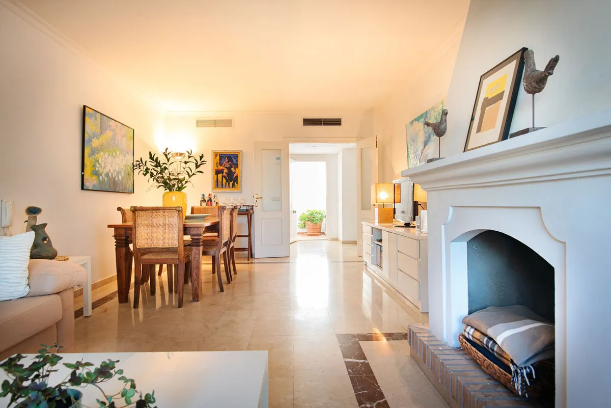 aa37a32b-3634-493e-8ddf-deb9bf236e38