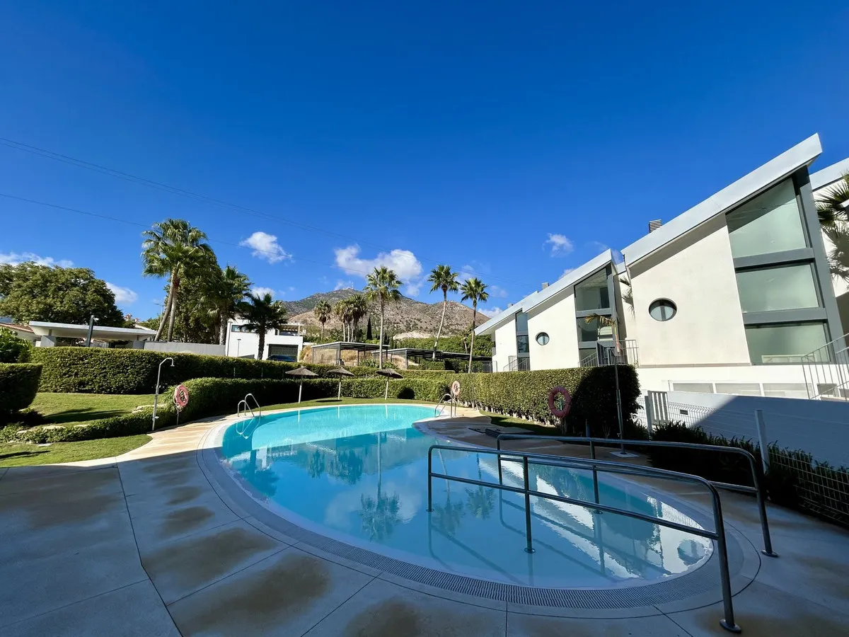 8fe2b7fe-ce3f-413f-a99f-340f69541c90