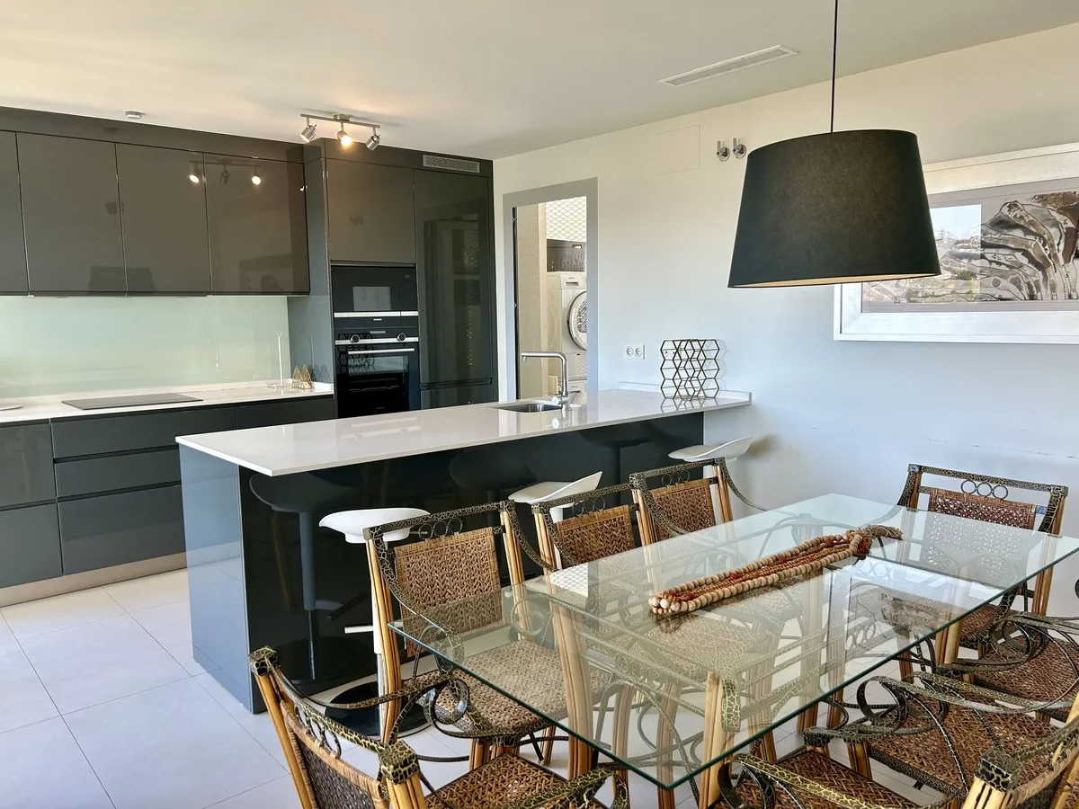 bd03e3bd-a5d8-4871-ade9-9a34e99ea86a