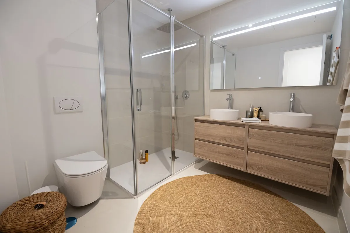 d4668bd5-ac6b-46a9-aa1b-bb7aa60d5c40