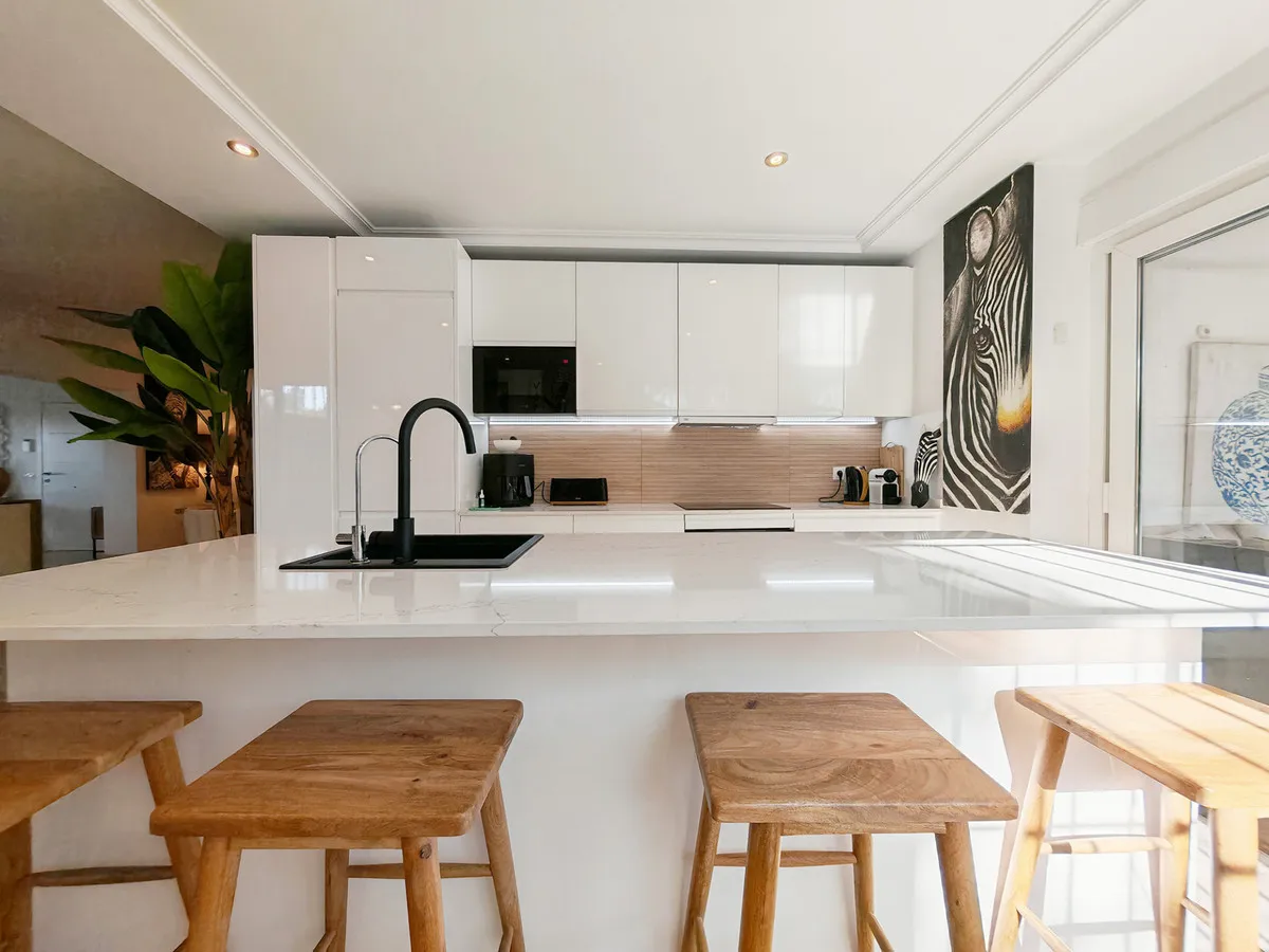 38342dd8-72d8-4107-9ba8-6c0b6893489a