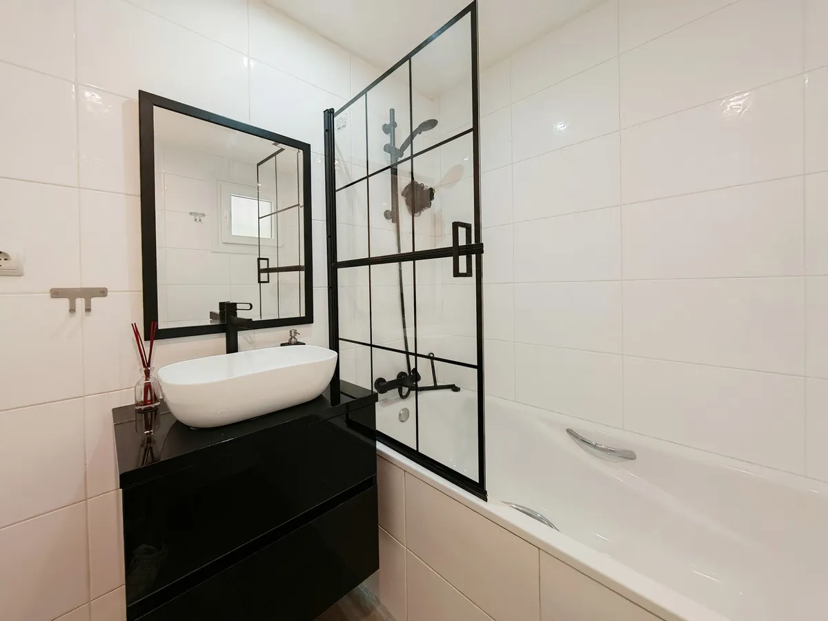 c8684743-114c-4311-a7b3-44d37ef7865c