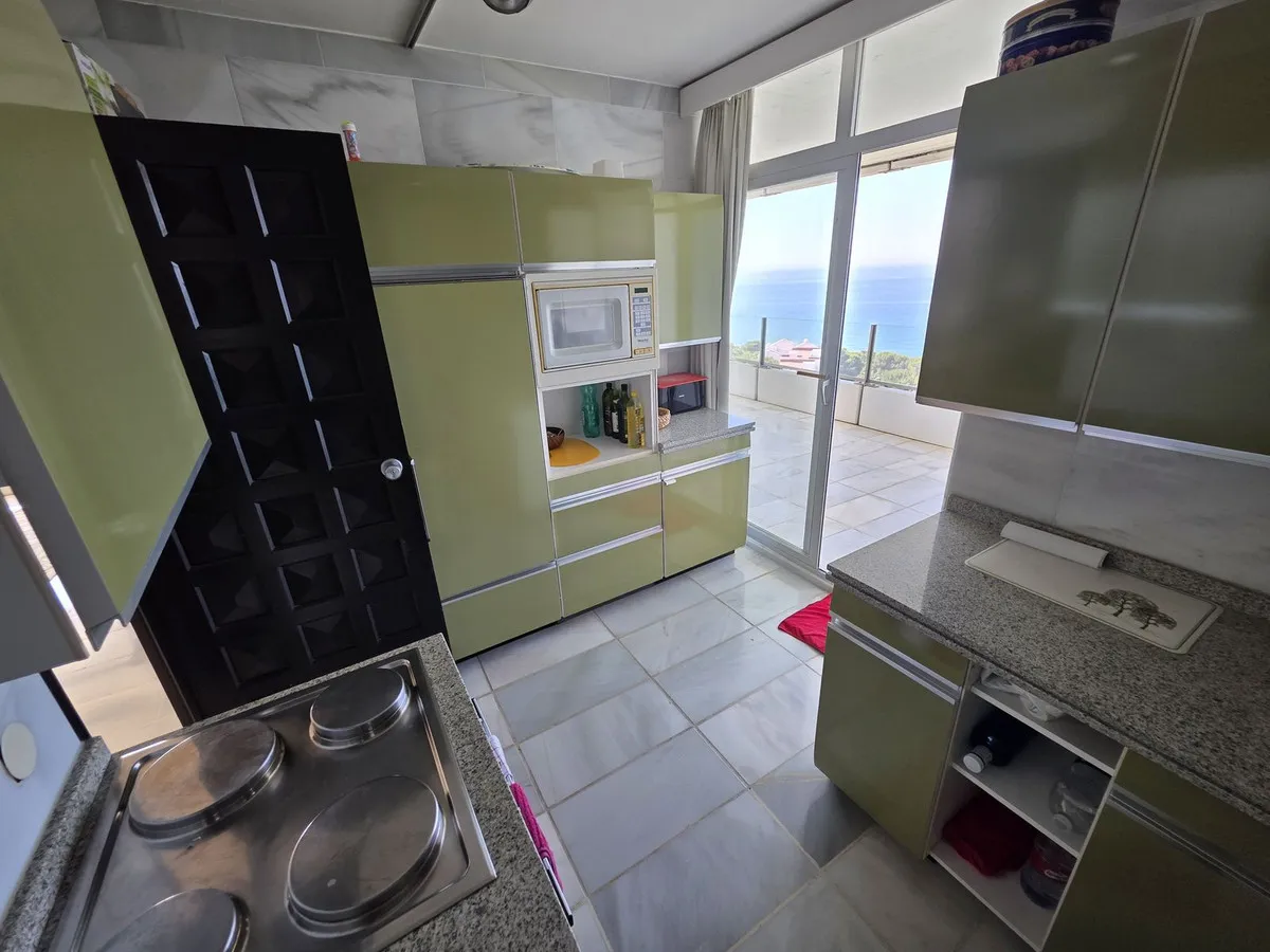 f09cbf17-be09-4b1e-ab64-3bf70acf42e5