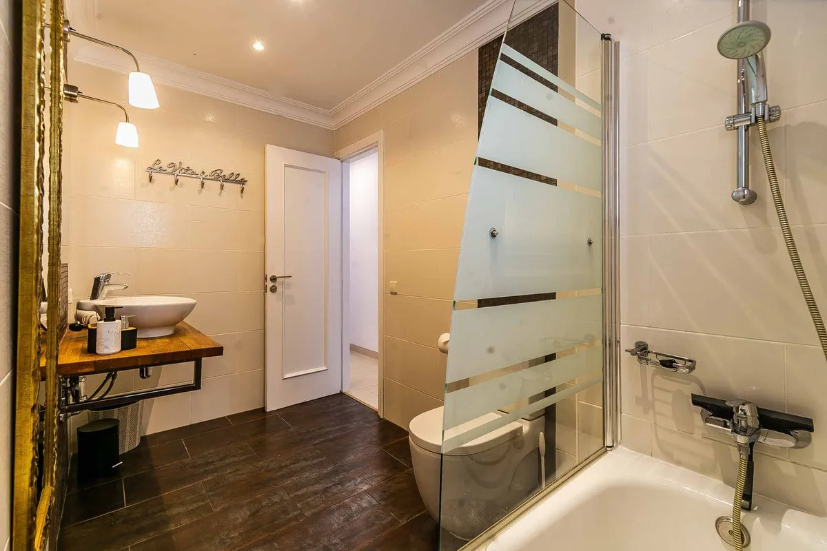 0e21909a-c11e-40c4-954c-e697c0a083de