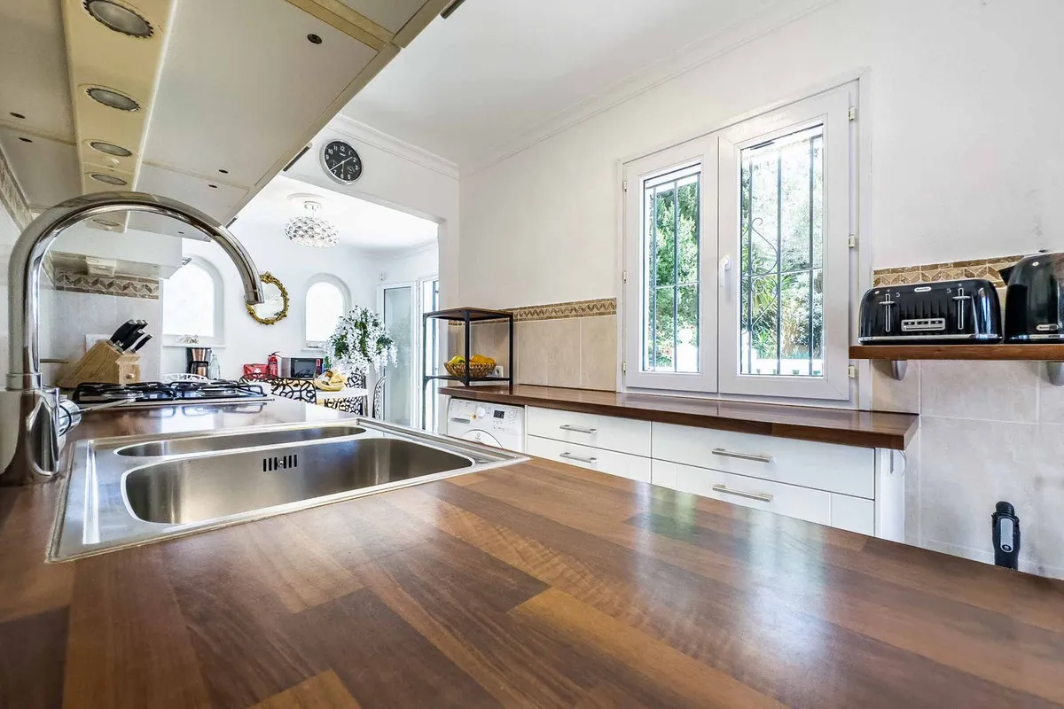 7a6de73f-5eca-4a29-9f23-1c1d7b2ef3a7