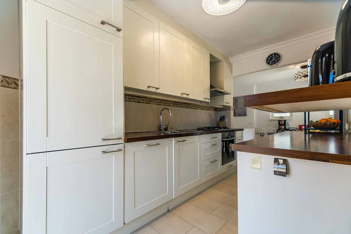 9843467a-d60b-42f3-b32f-972ed830b2d4