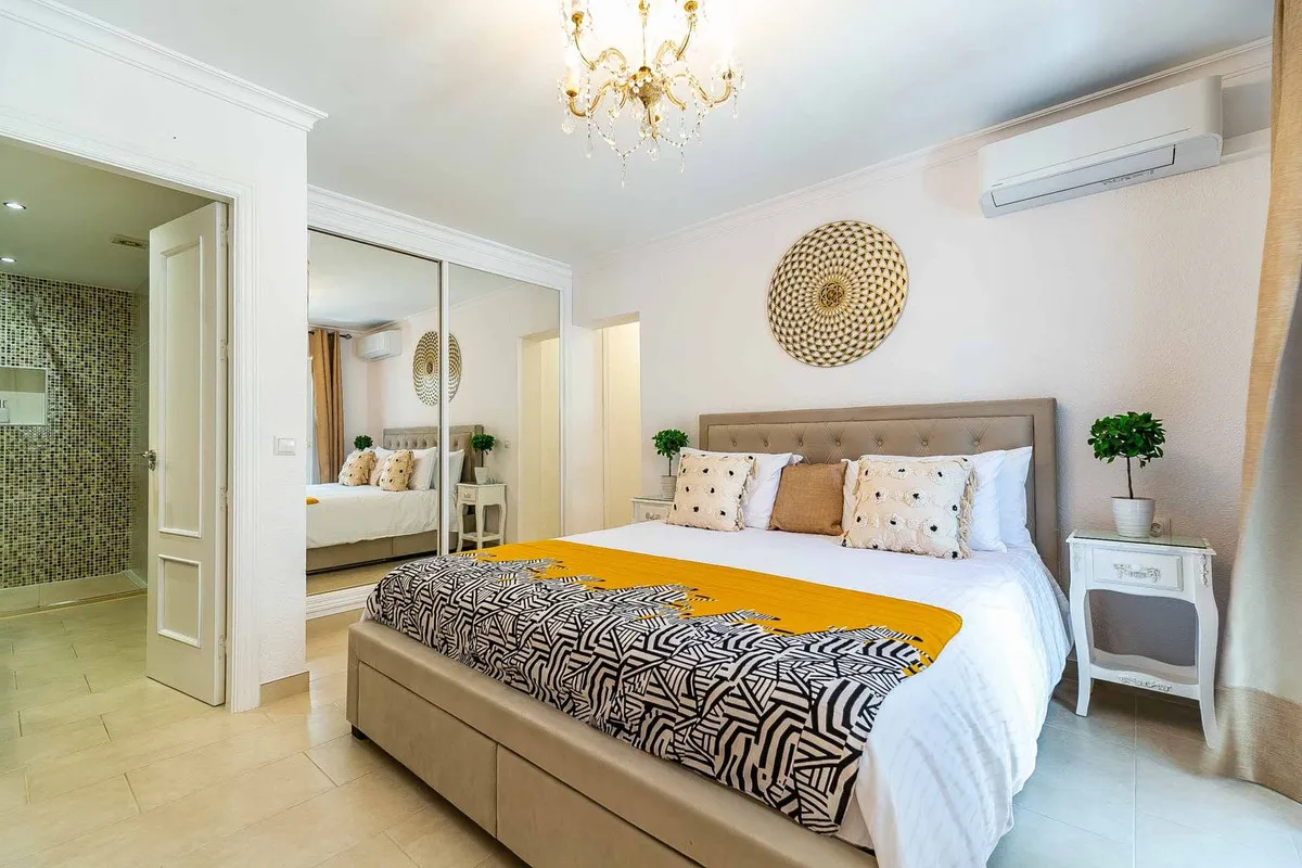 9fe77145-1710-4e5e-ac23-916a319d85b7