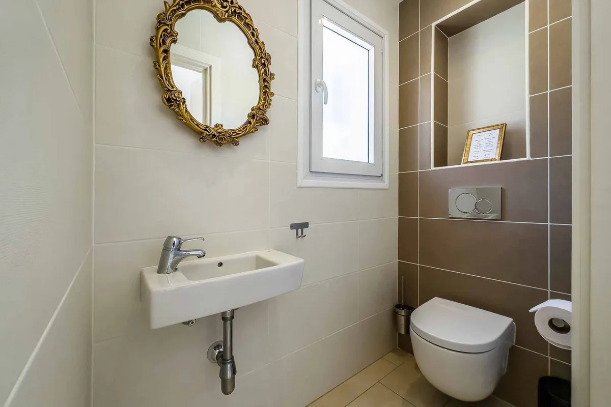 b1c7b538-91b4-4874-8473-6f4c81c9f9c5