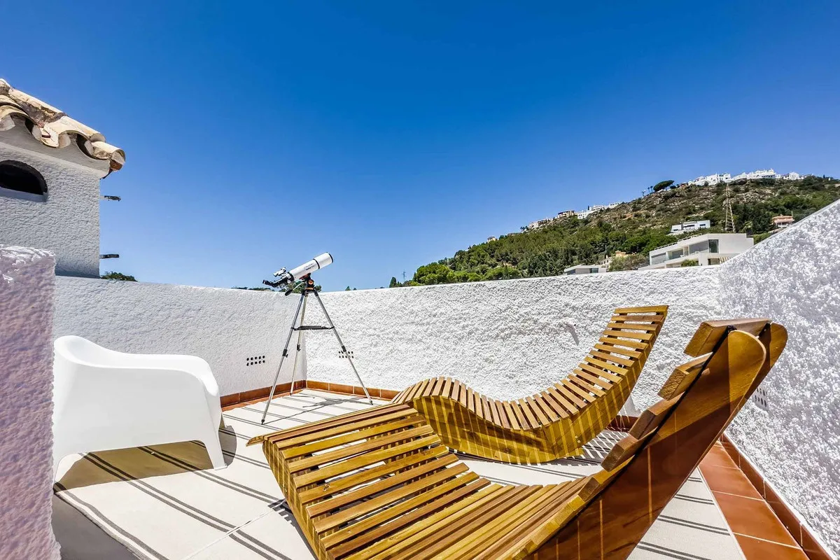 d1d40b57-3b1a-408c-98dd-c1cdfaa0cd48