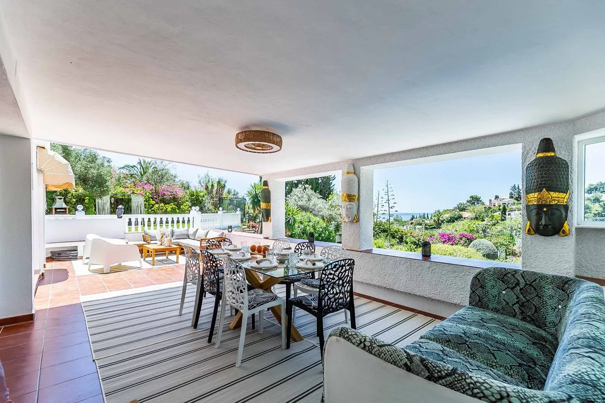 ff3d00dc-f699-4a42-820d-f30a66cc53ca