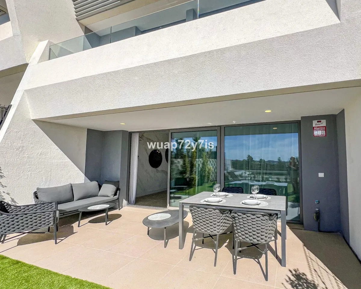 41326775-7f76-40db-b8a0-f6163f33f584