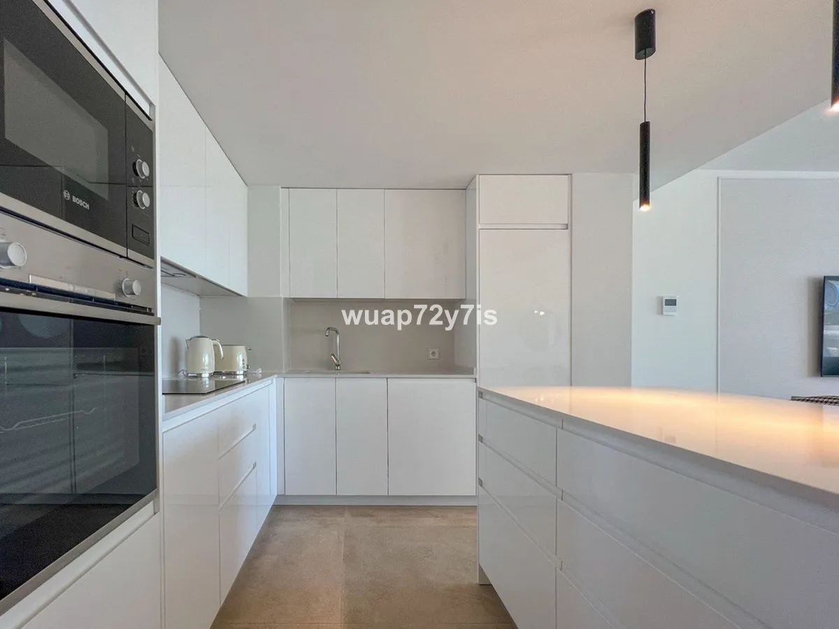 919544bb-2999-4751-950a-b7b384d3dc8e