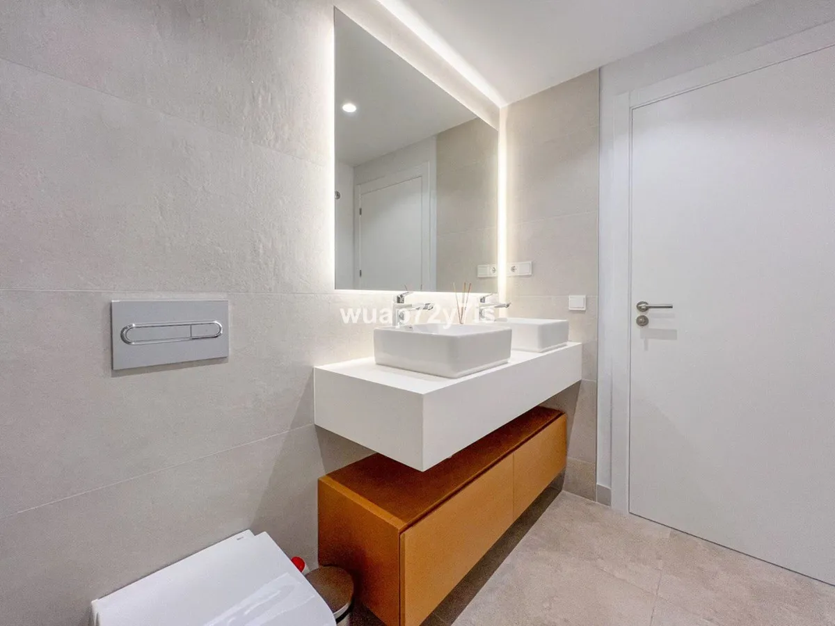 da839cfc-7407-483c-852d-f8dfb441d816