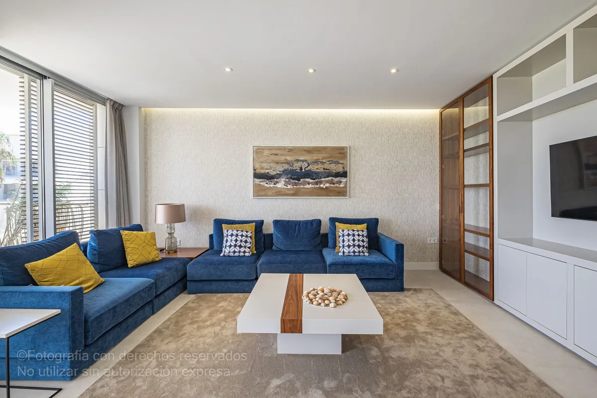 156d2f4a-4dbd-43e4-84ed-ac7a6d1eadb7