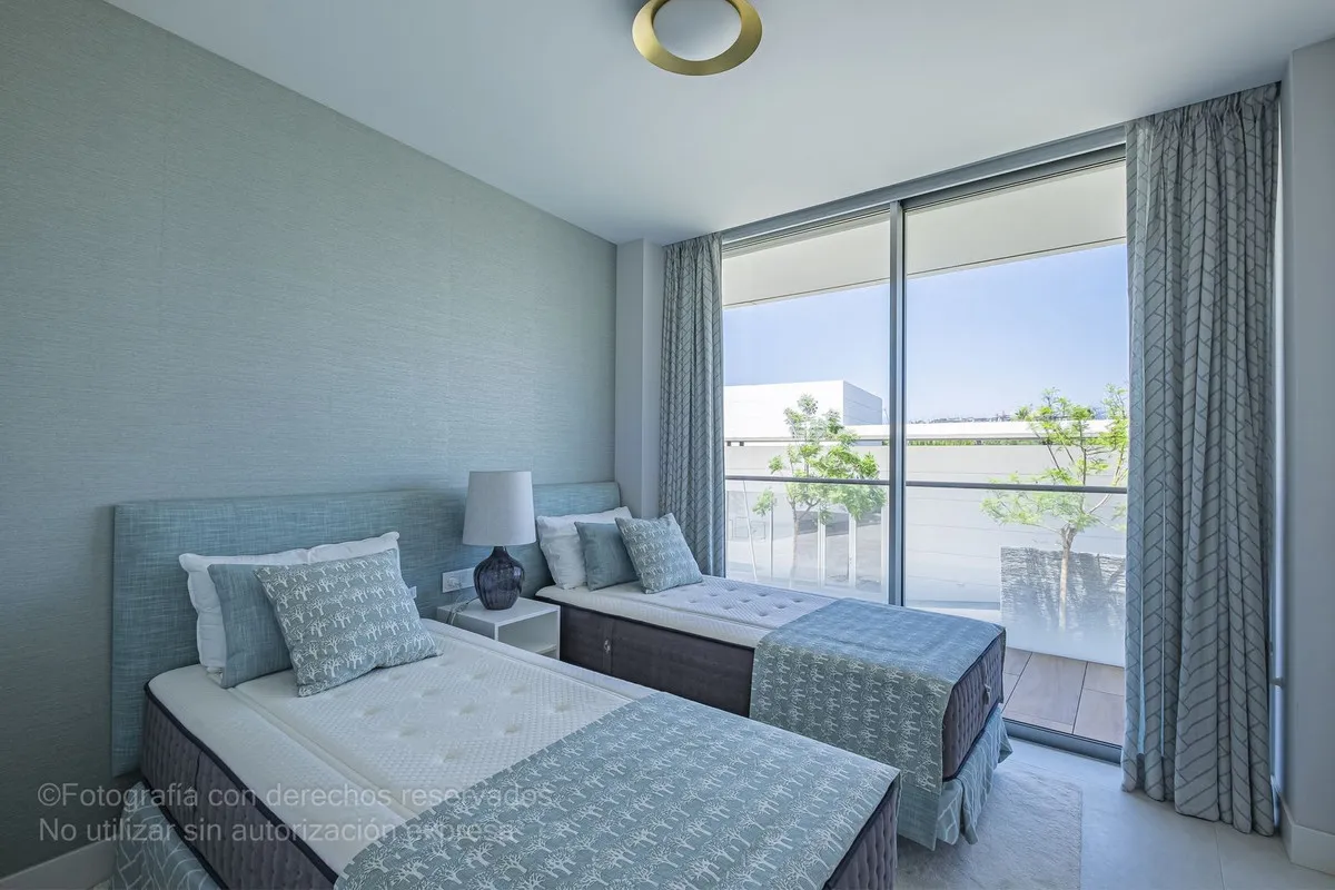 ef5cfc73-597e-4cfa-a56e-83f3c48cf505