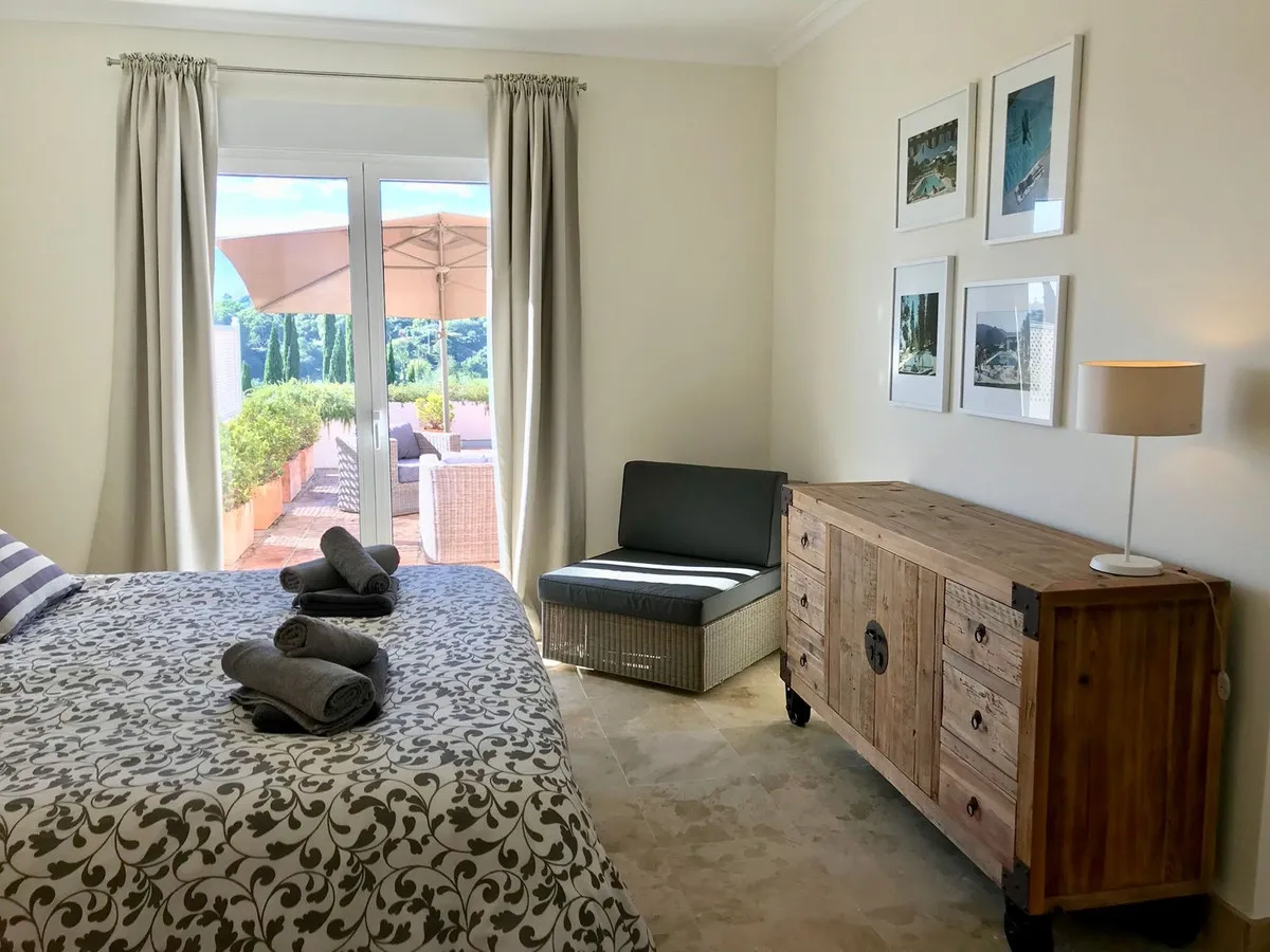 03a9183c-c732-4336-893b-3c0475d560b3