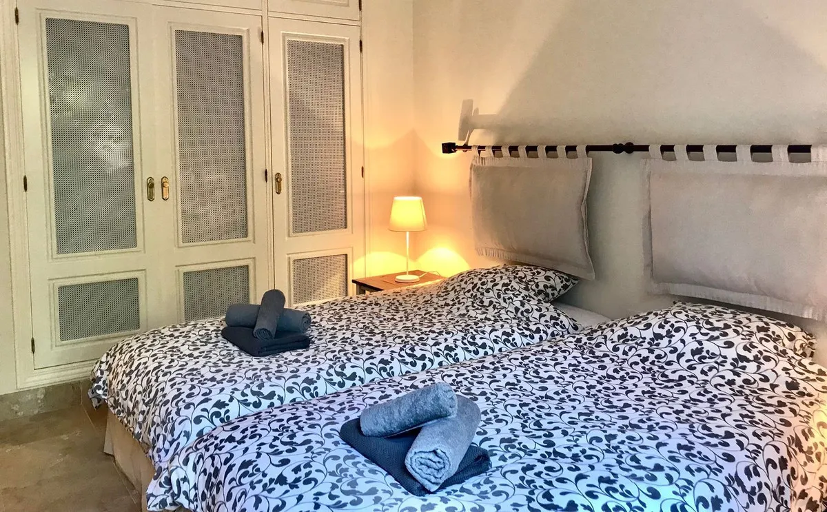 1cc31cf8-410f-429b-aa8b-50089198b6ae