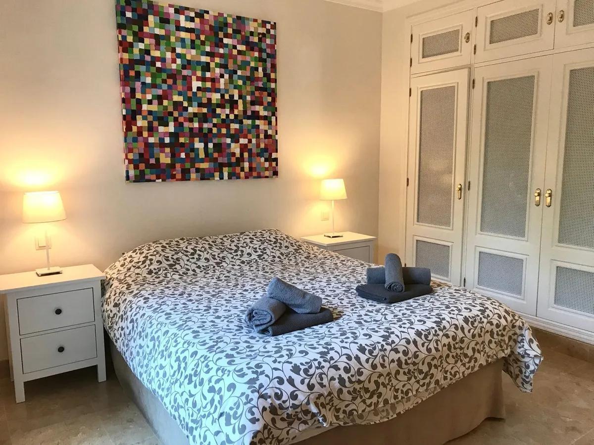 3a8007e2-e8c9-412c-8e20-c90f03923587