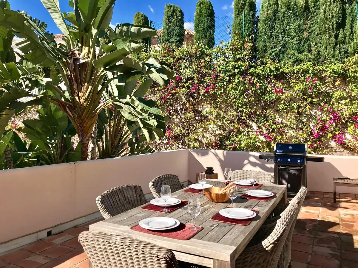 4a9acc27-9c5d-40ab-b005-8001807178a4