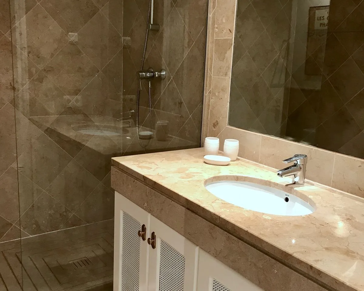 d53c13c0-63c2-4e95-a7a5-a06b891bc9d2