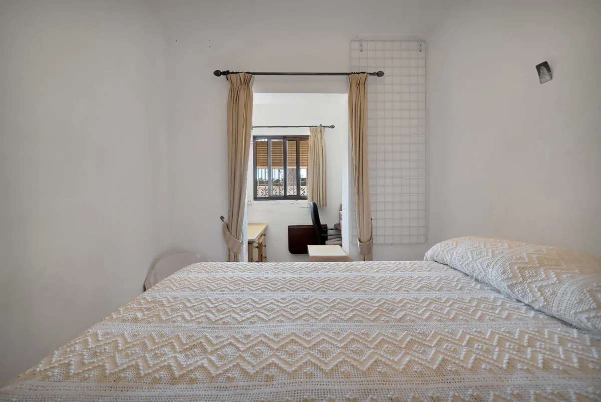 27432e76-5d31-4749-83f7-148179a56f45