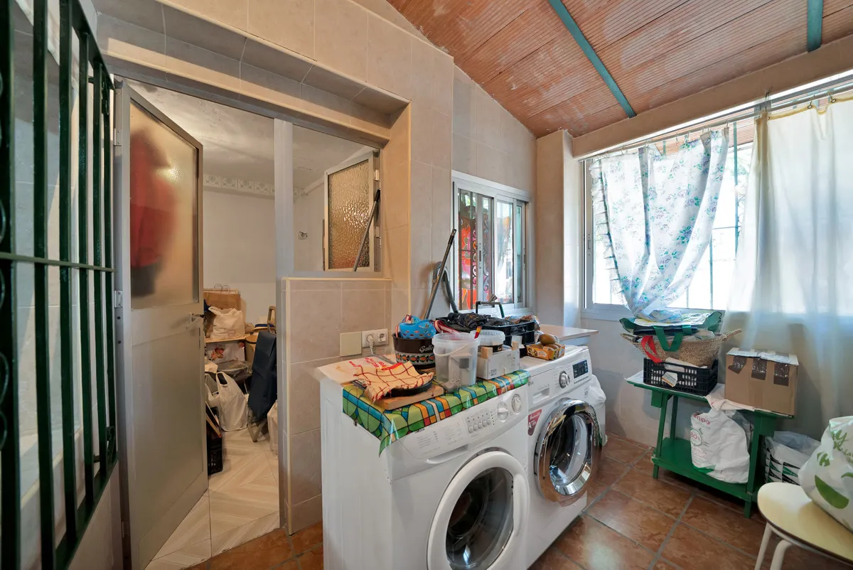 5d69d35f-8bd0-4519-8691-42423a583b2c