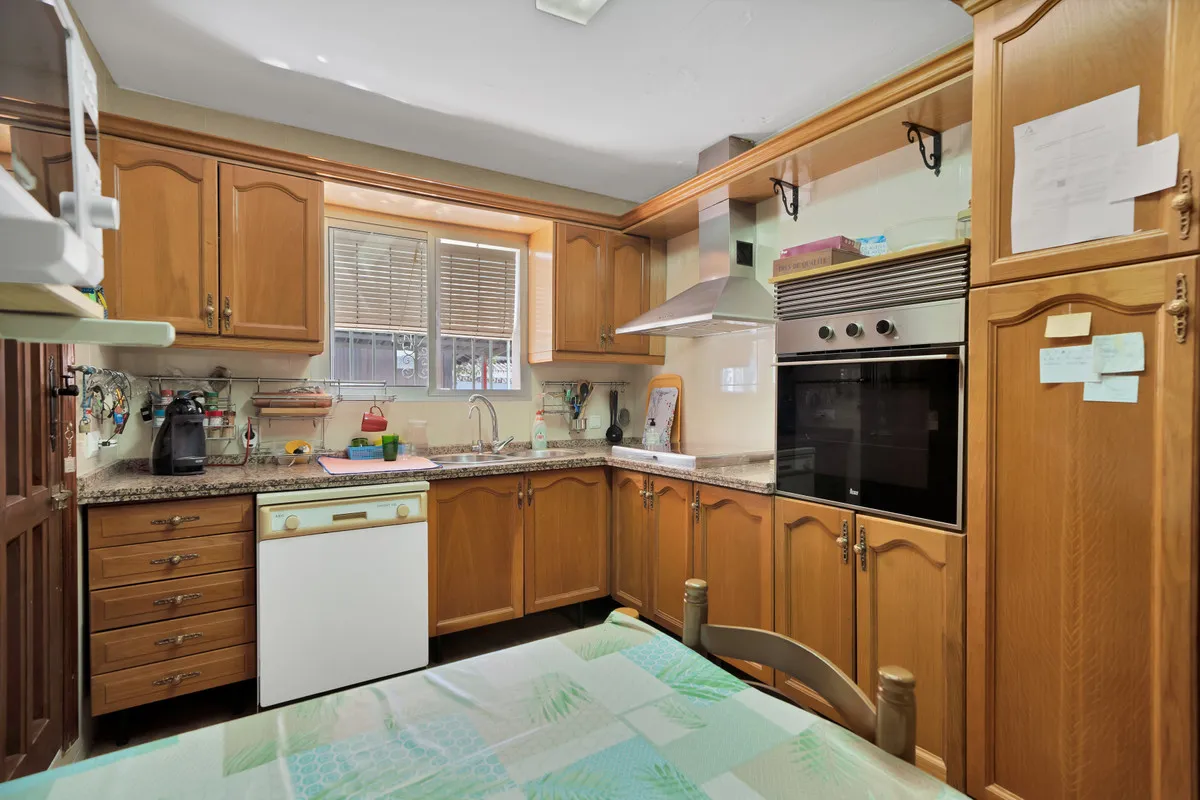 6aefaddb-ec00-4633-8f9a-5b490ddb31cb