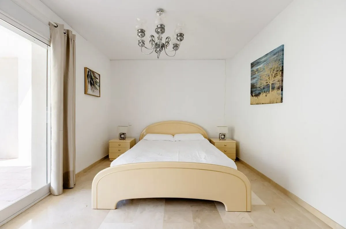 2880240c-998f-4f56-a5a8-5f169e83fd85