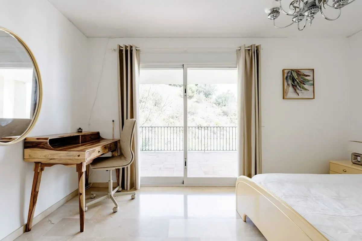 cea85957-4045-4669-adcc-b45108dc95b2