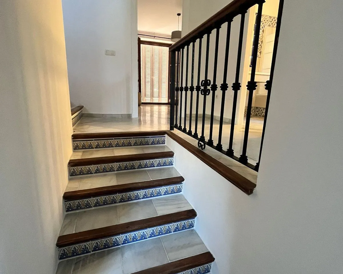 03709843-0844-491a-b606-c327468c8a4b